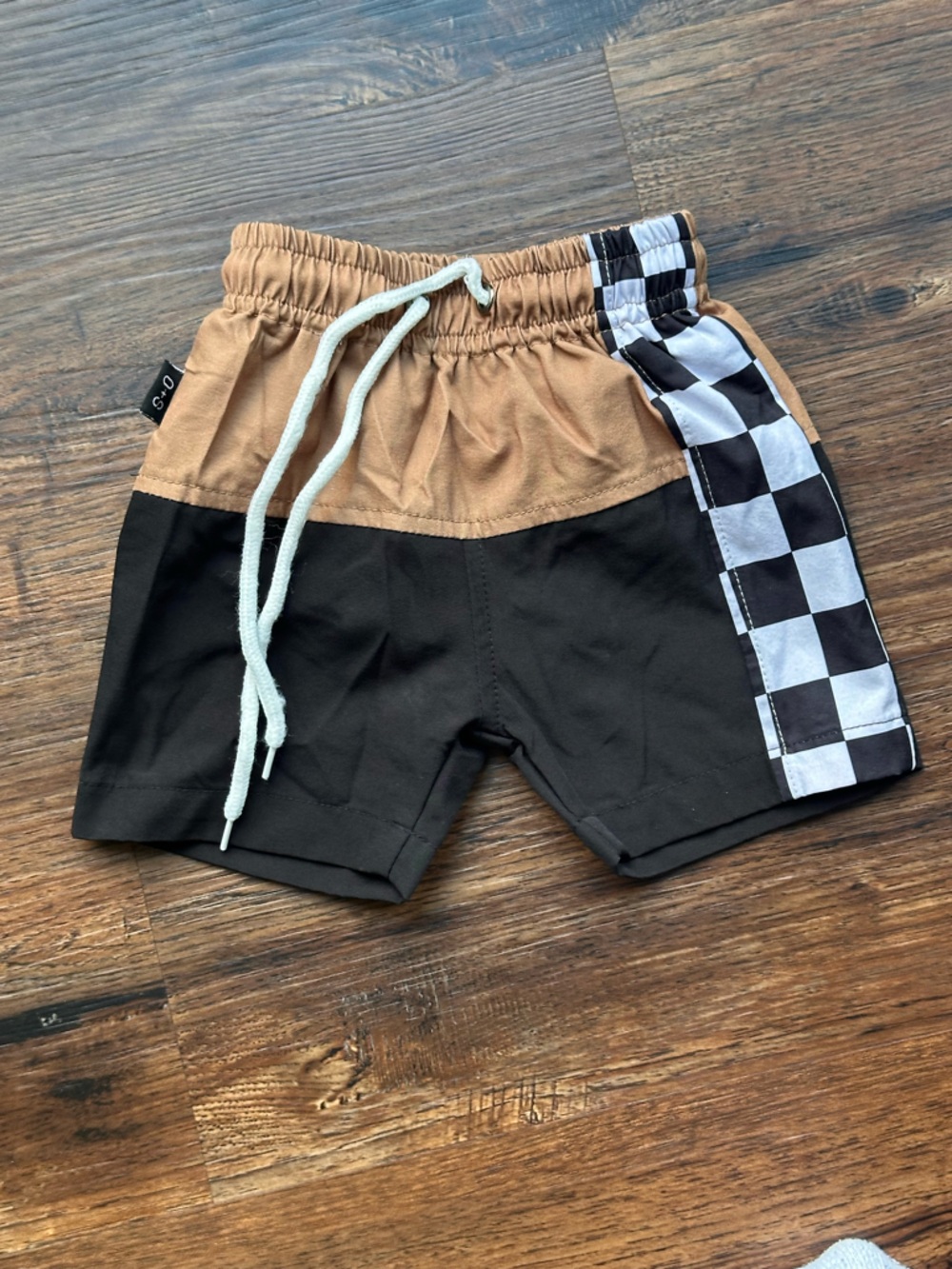 Scout Black & Tan Colorblock Checkered Shorts